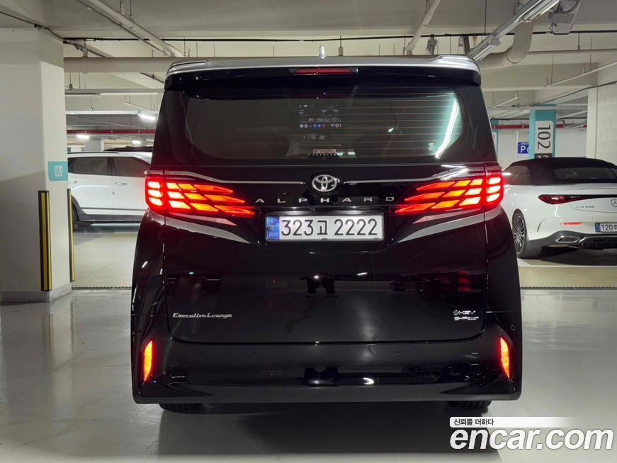 Toyota Alphard 2025