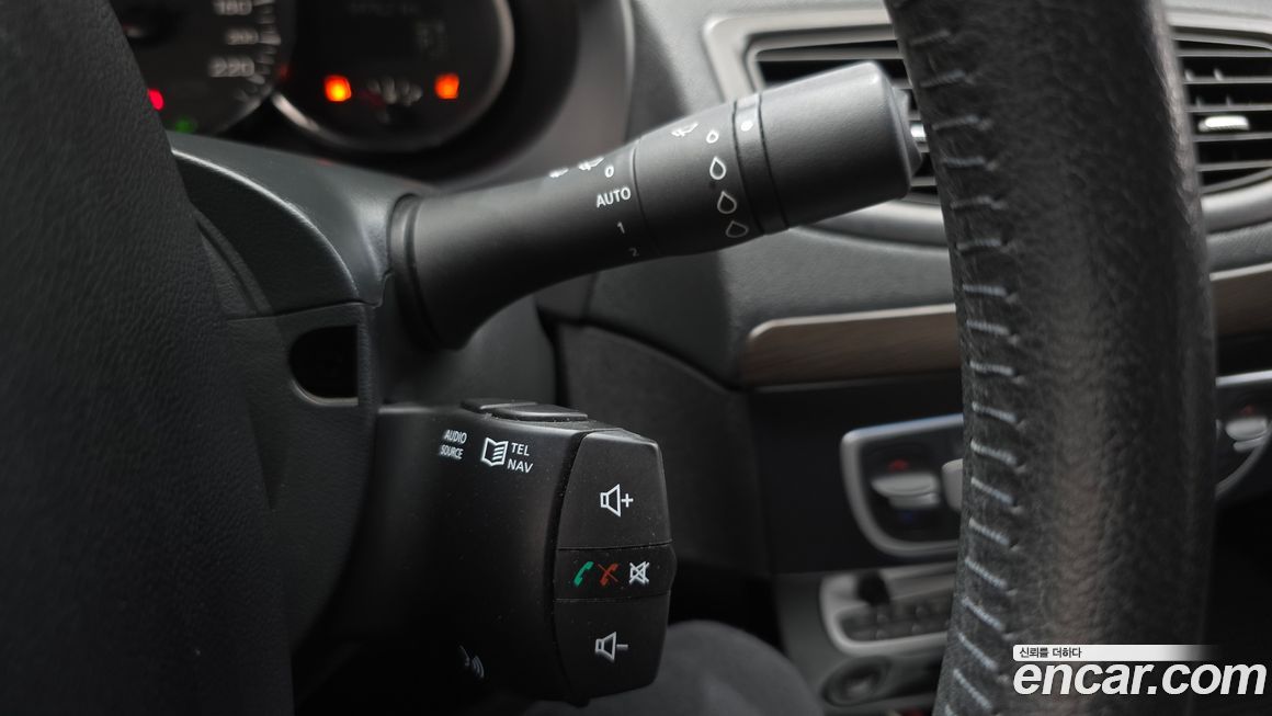 Renault-KoreaSamsung SM3 2010