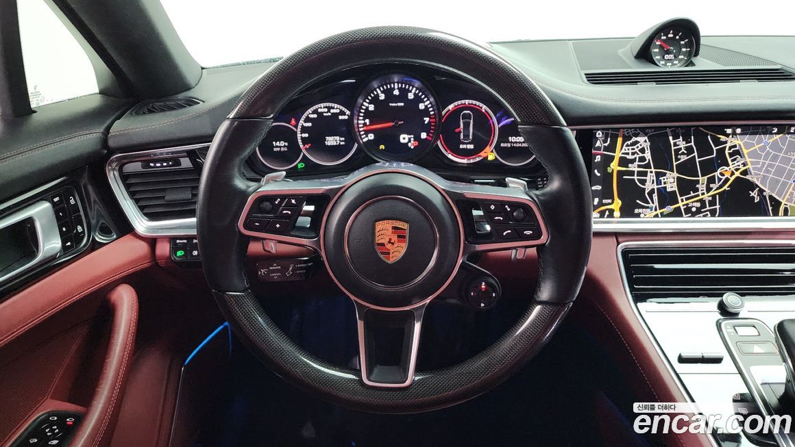 Porsche Panamera 2020