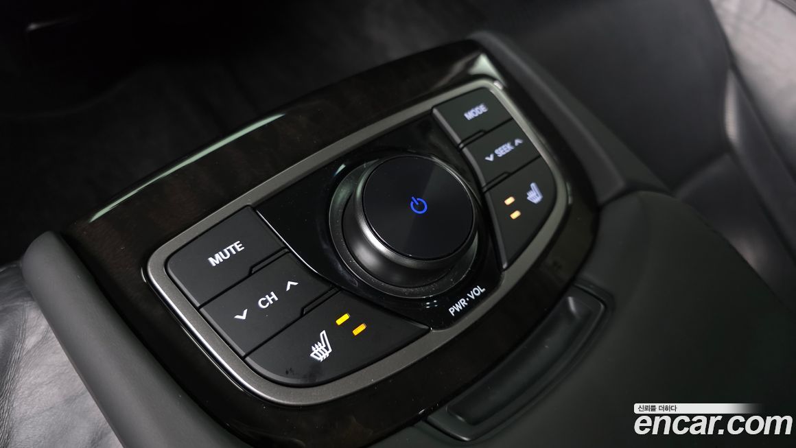 Hyundai Grandeur 2011