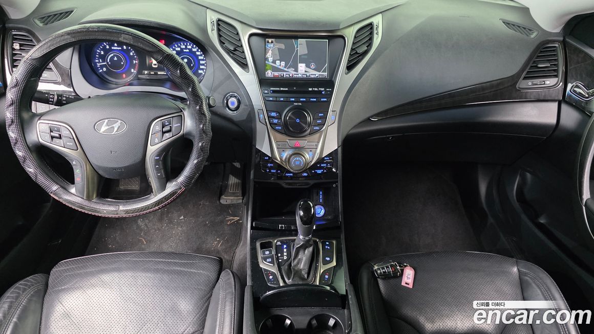 Hyundai Grandeur 2011