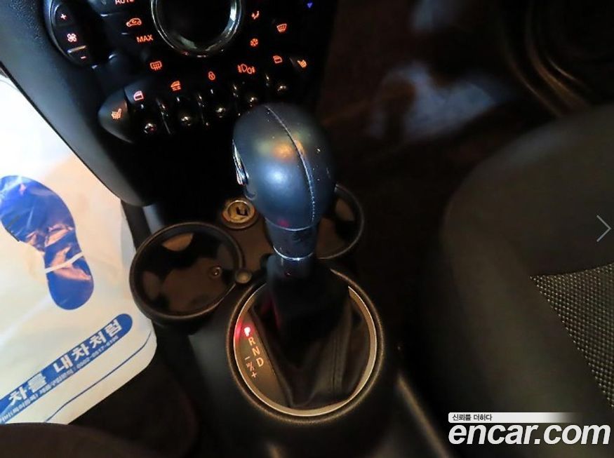 Mini Cooper Convertible 2011