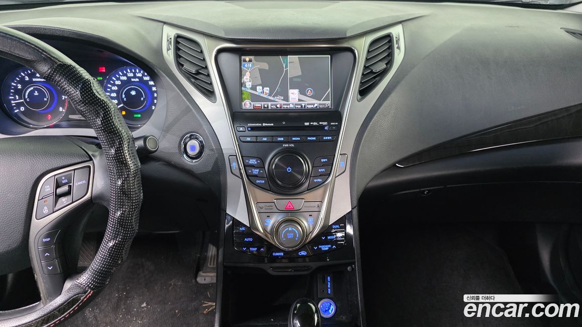 Hyundai Grandeur 2011