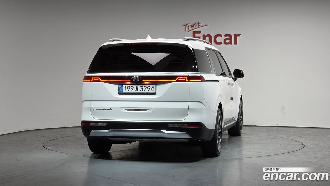Kia Canival 2021