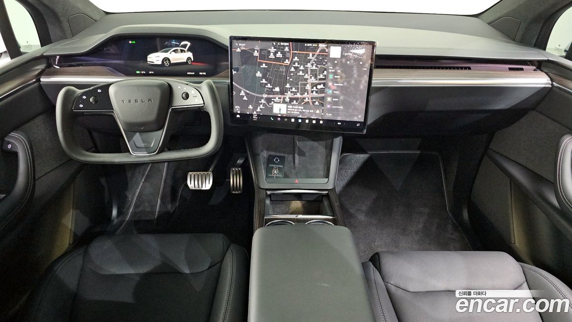 Tesla Model X 2024