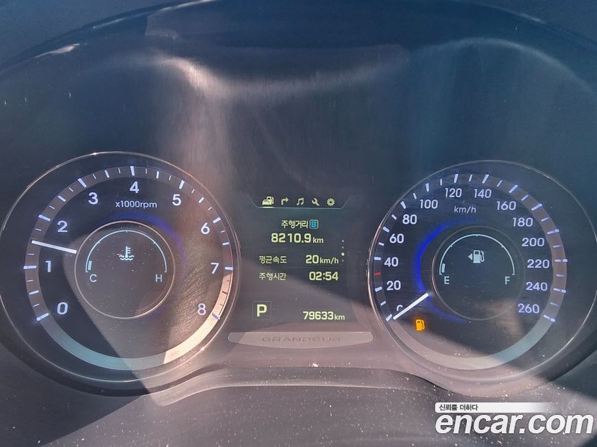 Hyundai Grandeur 2015