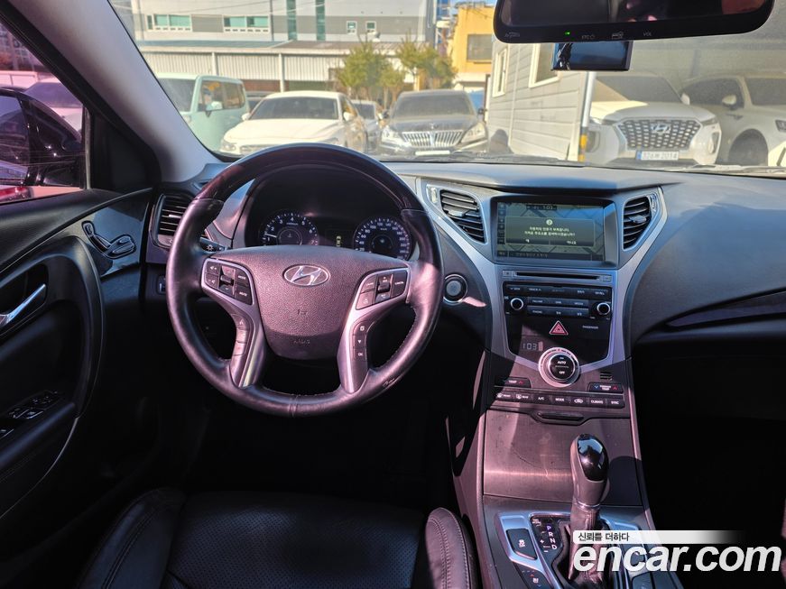 Hyundai Grandeur 2015