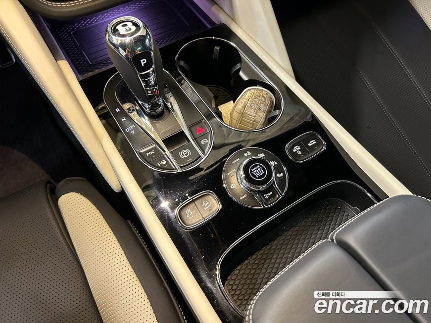 Bentley Bentayga 2023