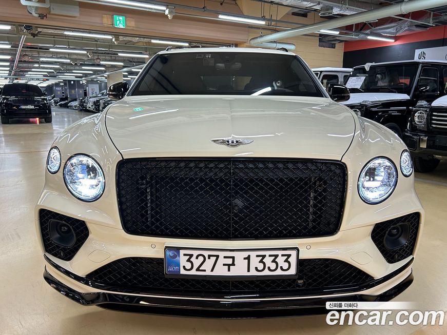 Bentley Bentayga 2023