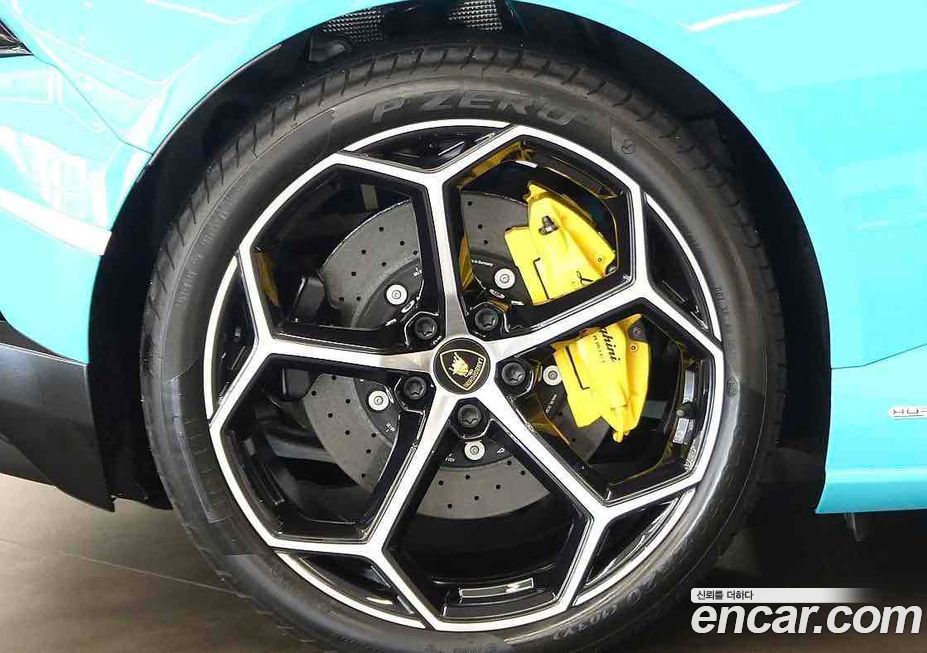 Lamborghini Huracan 2023