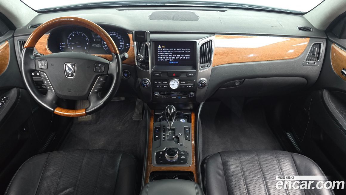 Hyundai Equus 2010