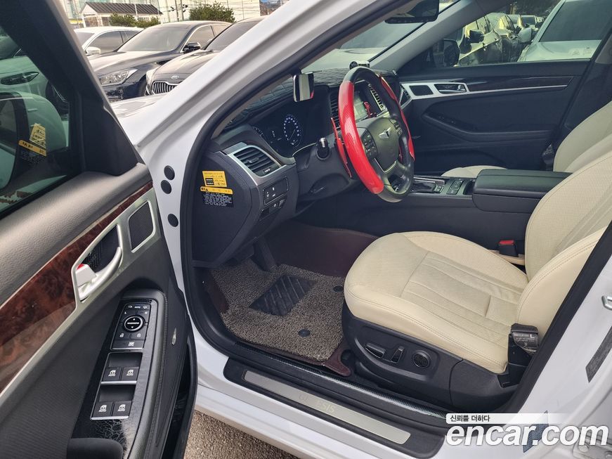 Hyundai Genesis 2016