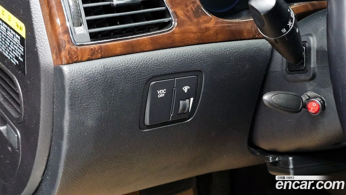 Hyundai Genesis 2010