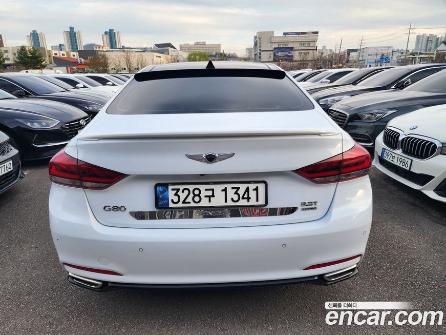 Hyundai Genesis 2016