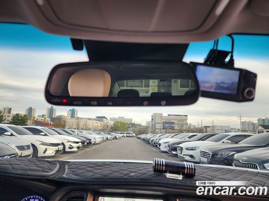 Hyundai Genesis 2016