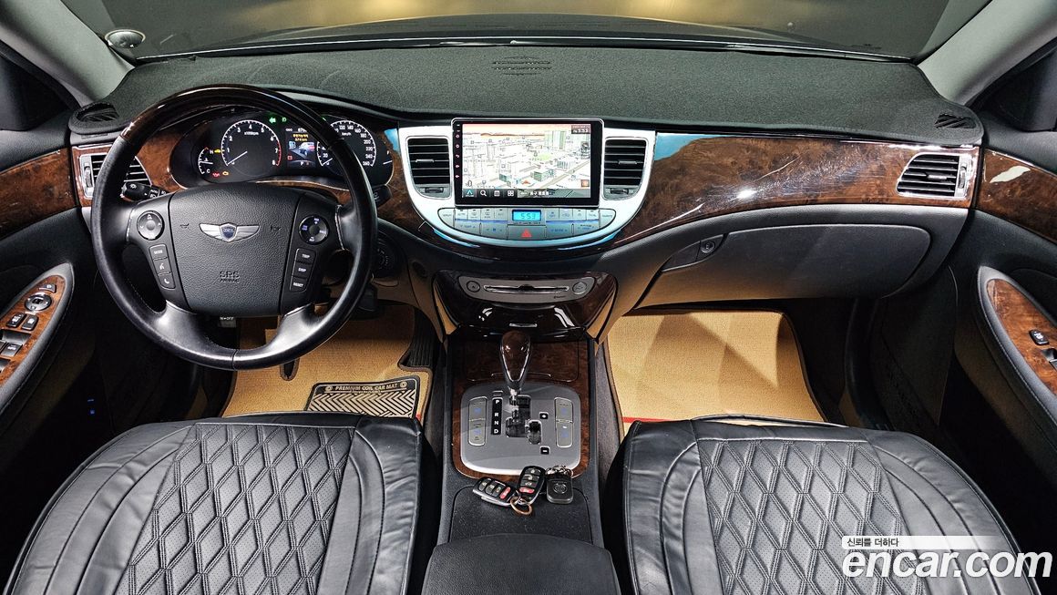 Hyundai Genesis 2010