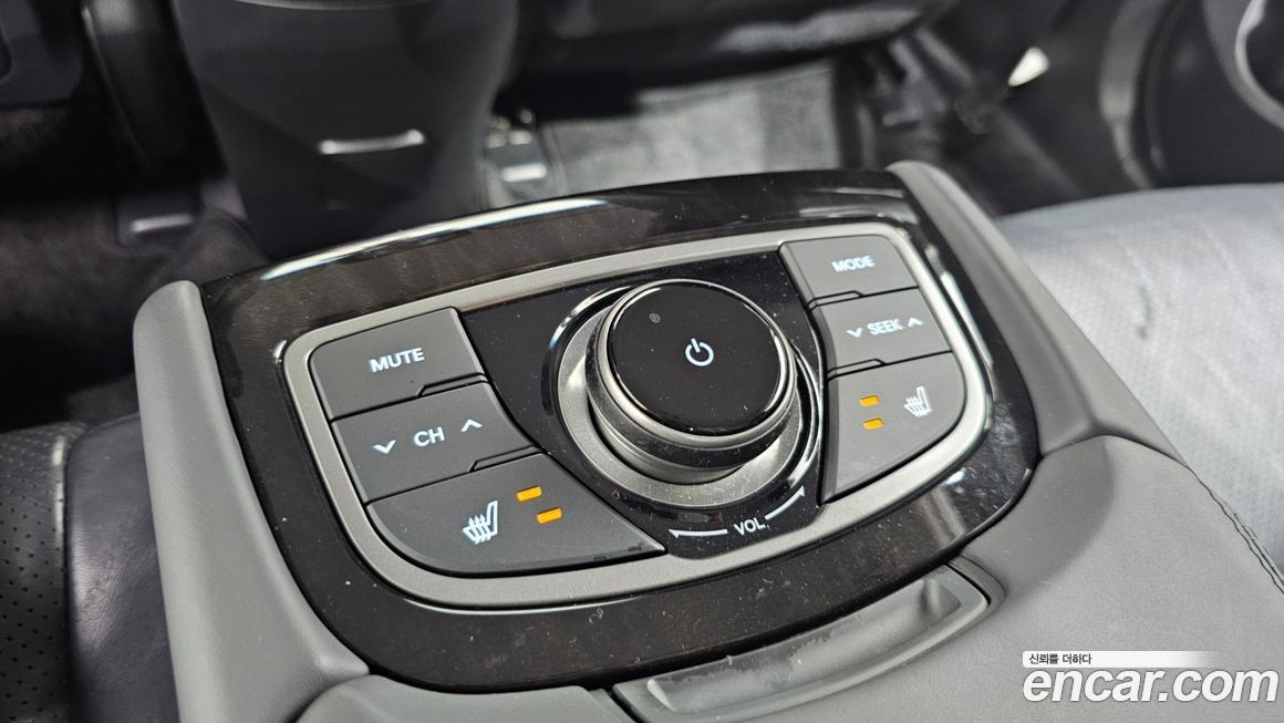 Hyundai Grandeur 2012