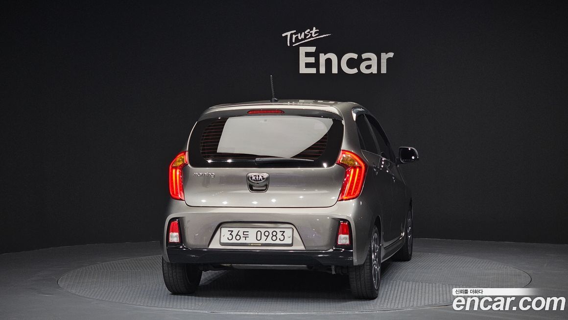 Kia morning 2016