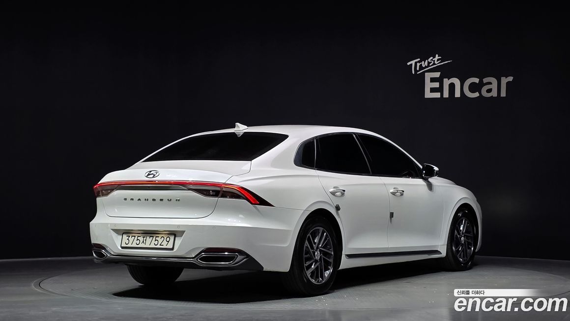 Hyundai Grandeur 2020