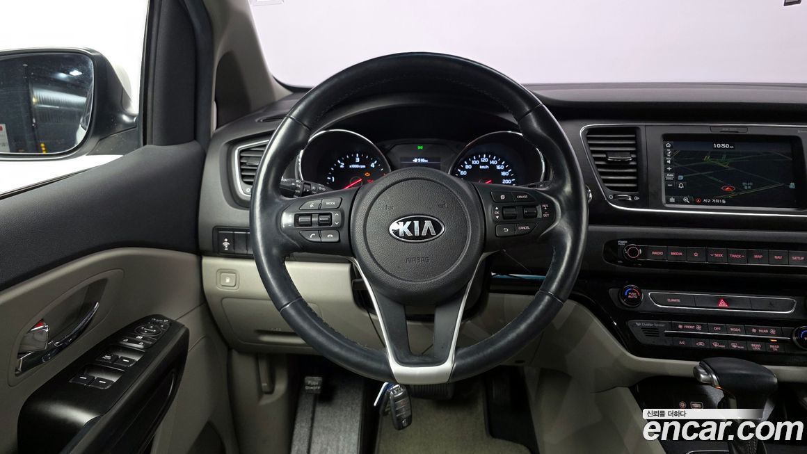 Kia Canival 2019
