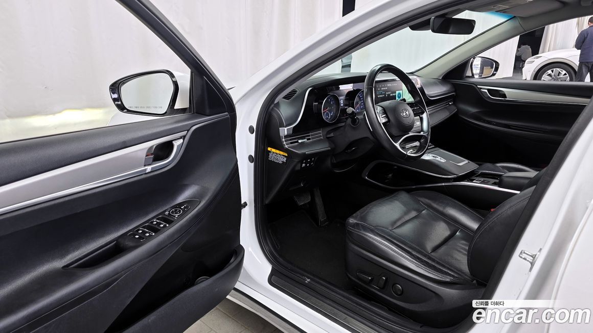 Hyundai Grandeur 2020