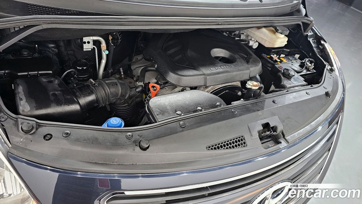 Hyundai Starex 2018