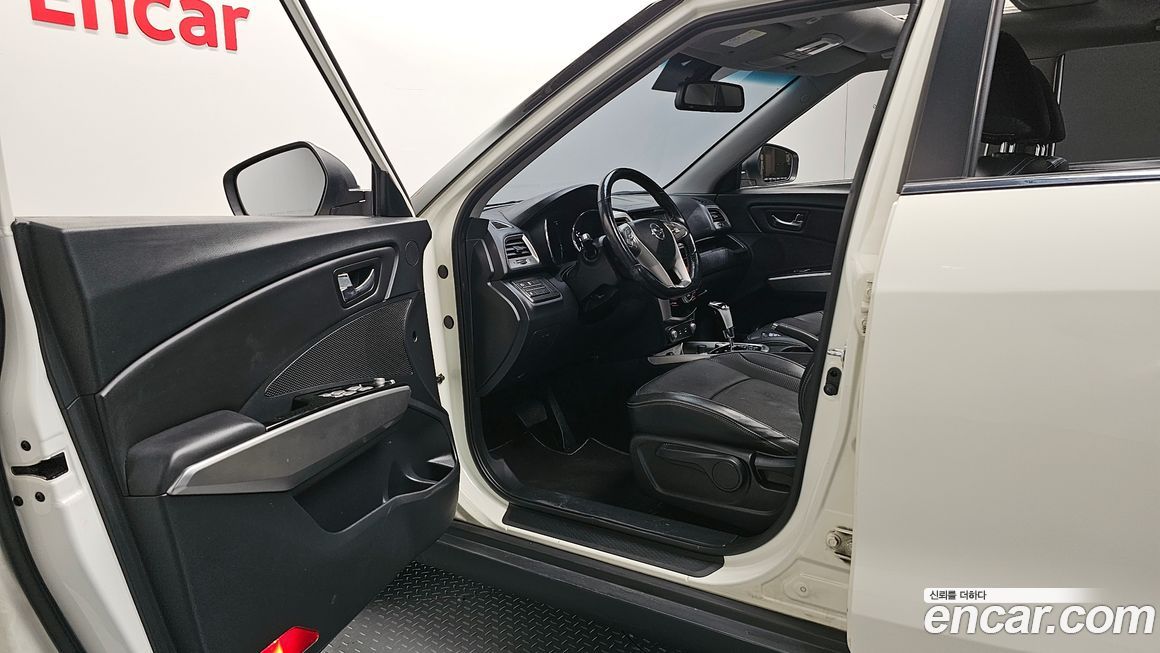 KG_Mobility_Ssangyong TIBOLI 2015