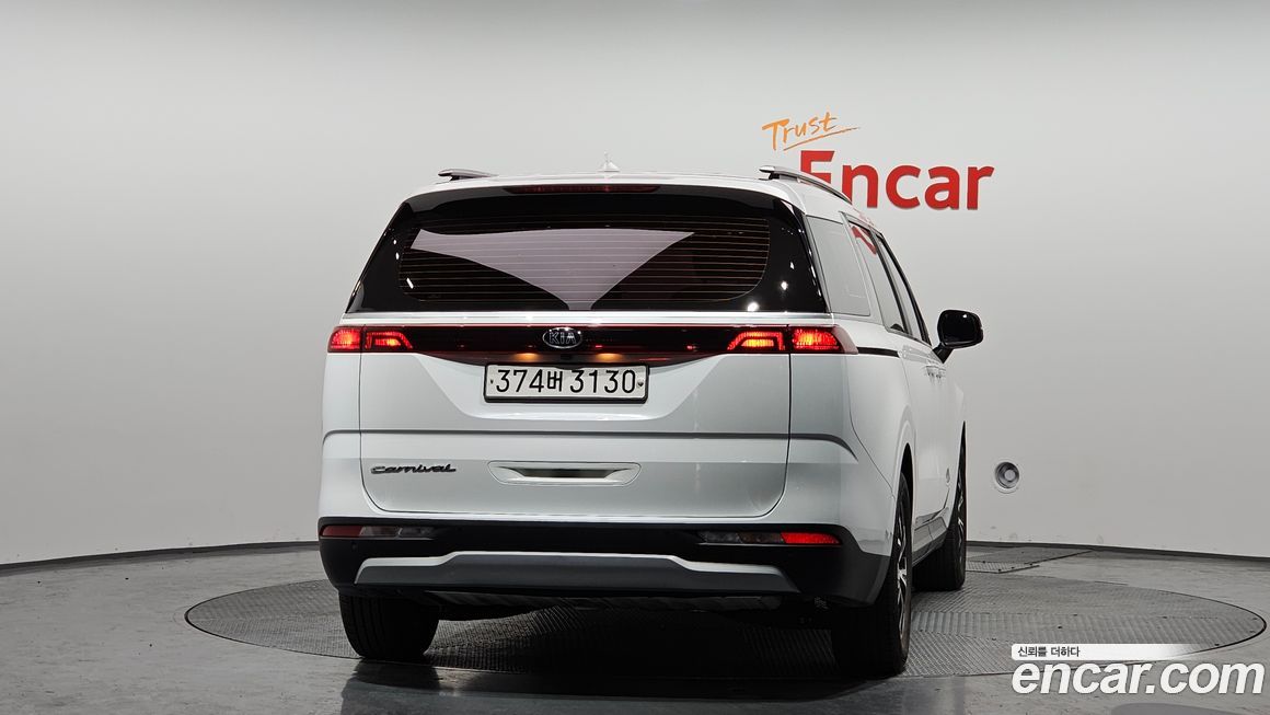 Kia Canival 2021