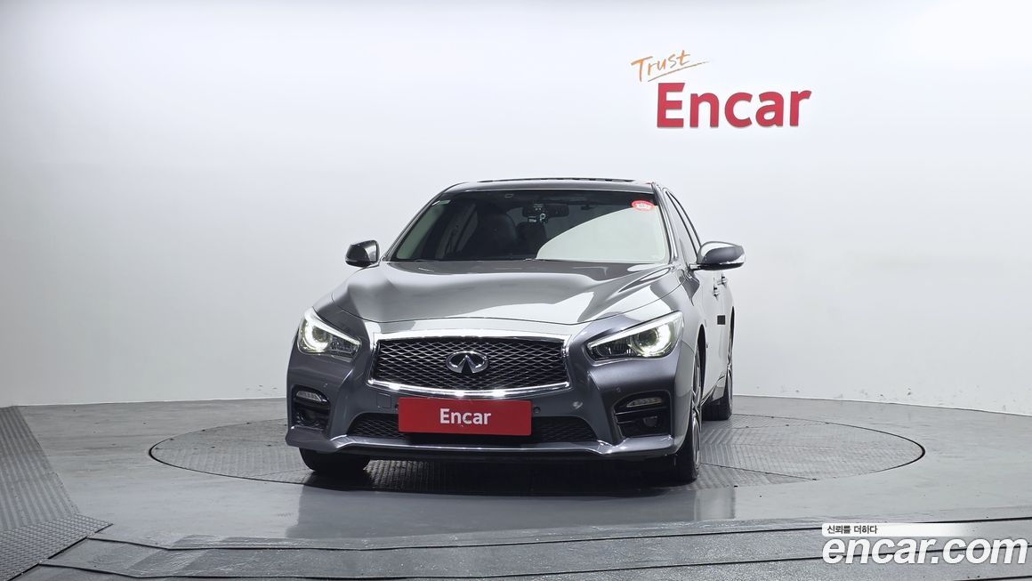 Infiniti Q50 2015