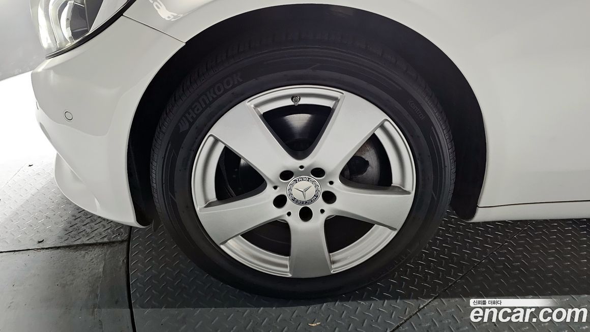 Mercedes-Benz C-Class 2016