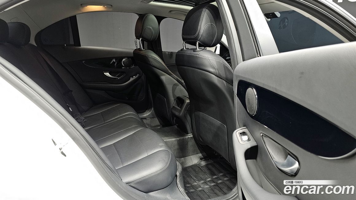 Mercedes-Benz C-Class 2016