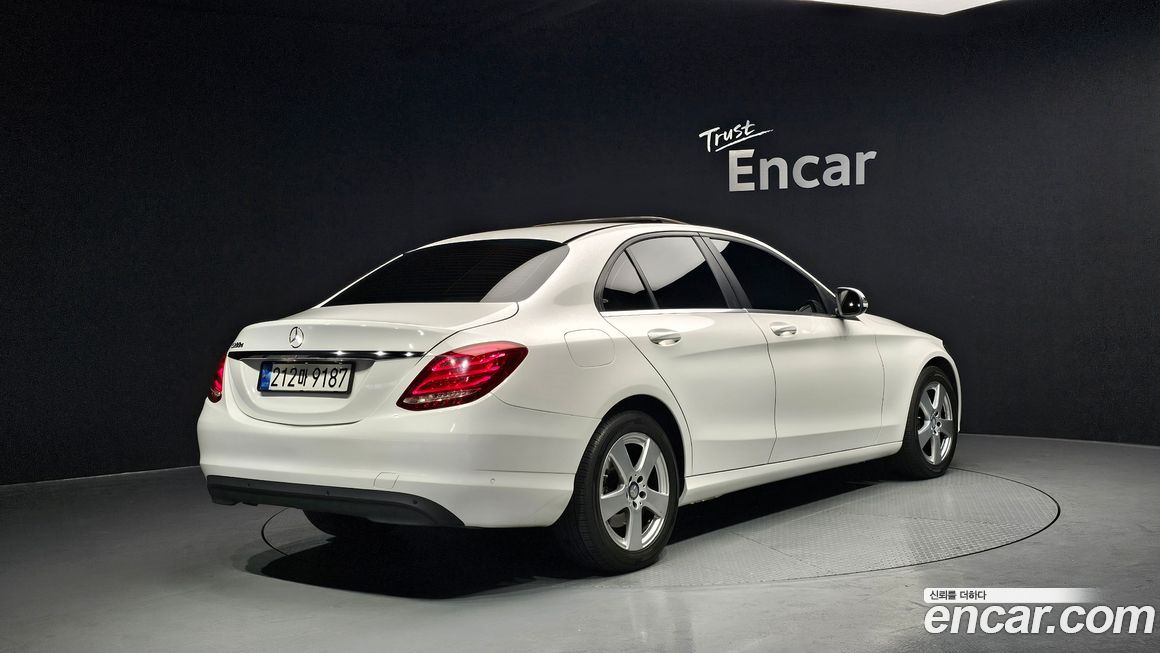 Mercedes-Benz C-Class 2016