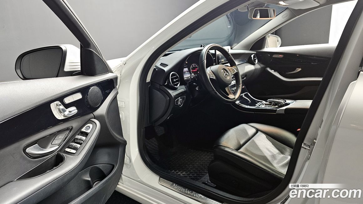 Mercedes-Benz C-Class 2016