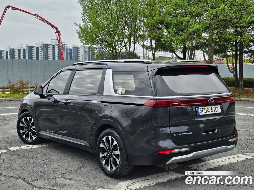 Kia Canival 2021