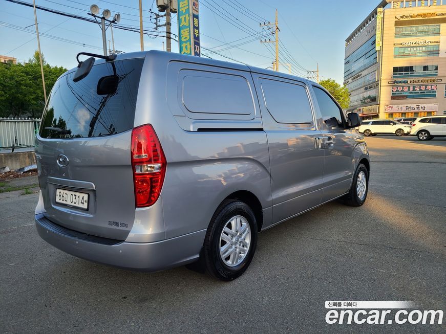 Hyundai Starex 2019