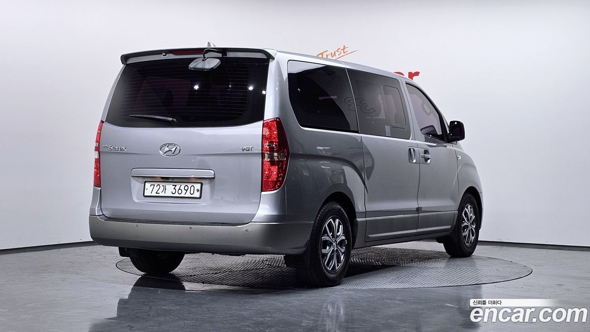 Hyundai Starex 2017