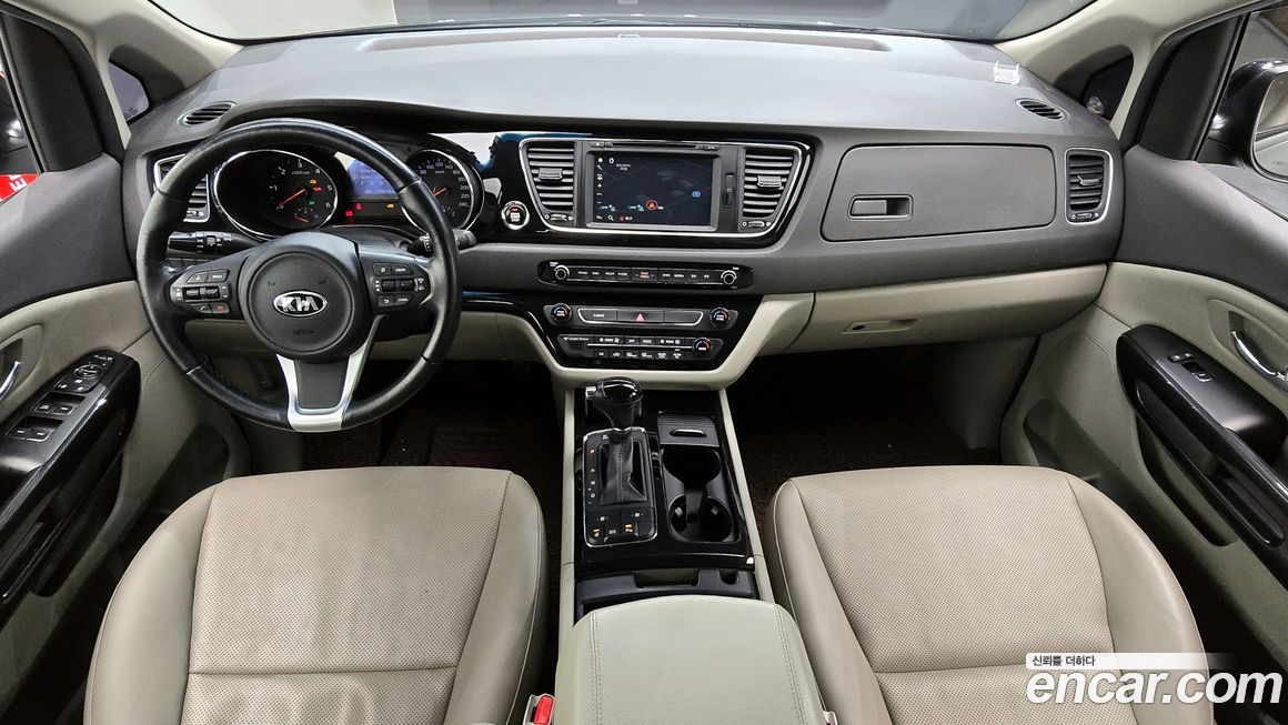 Kia Canival 2016