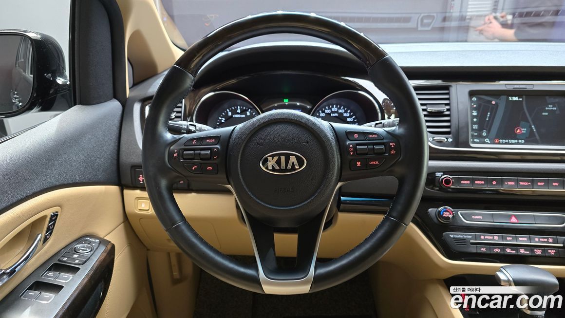 Kia Canival 2019
