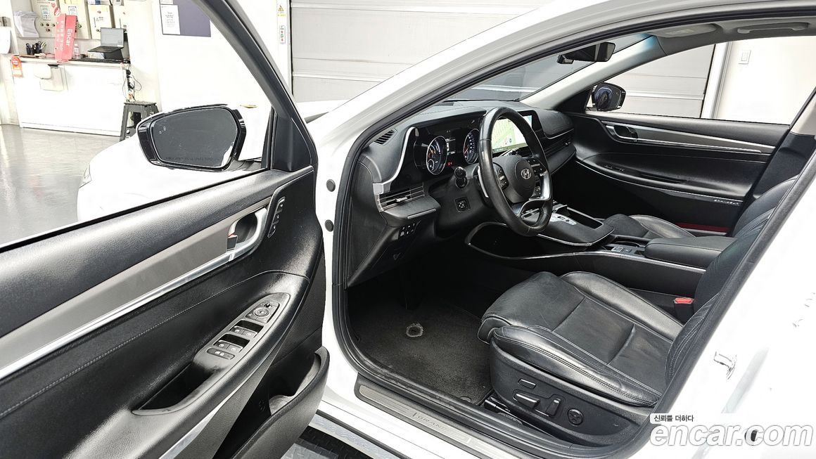 Hyundai Grandeur 2021