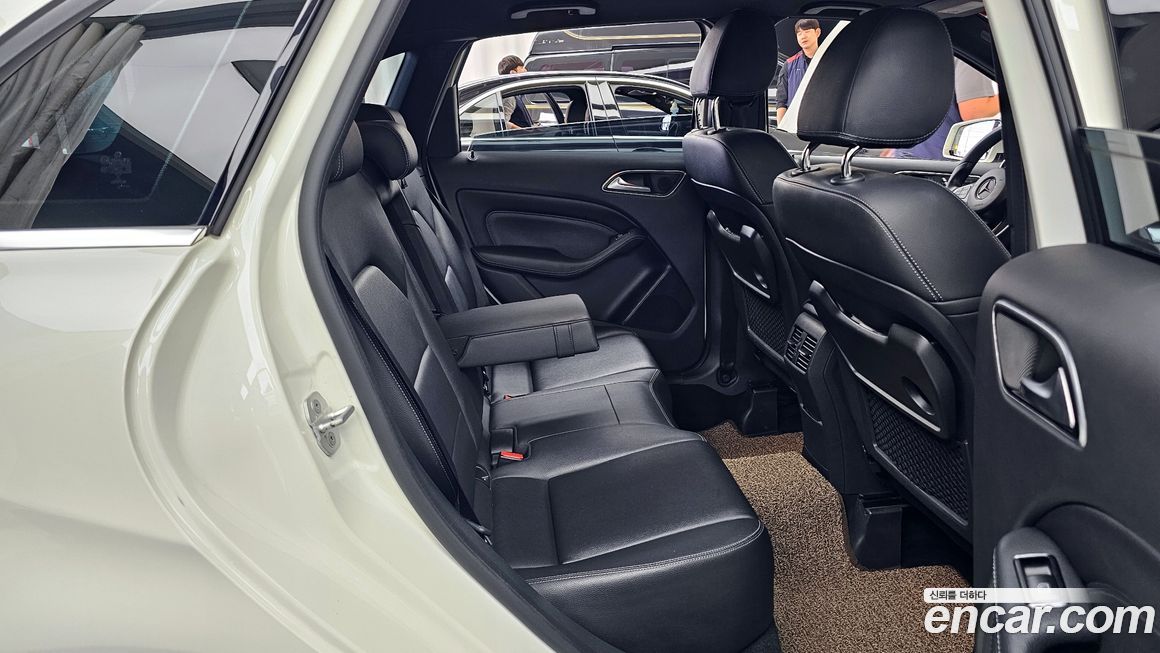 Mercedes-Benz B-Class 2017