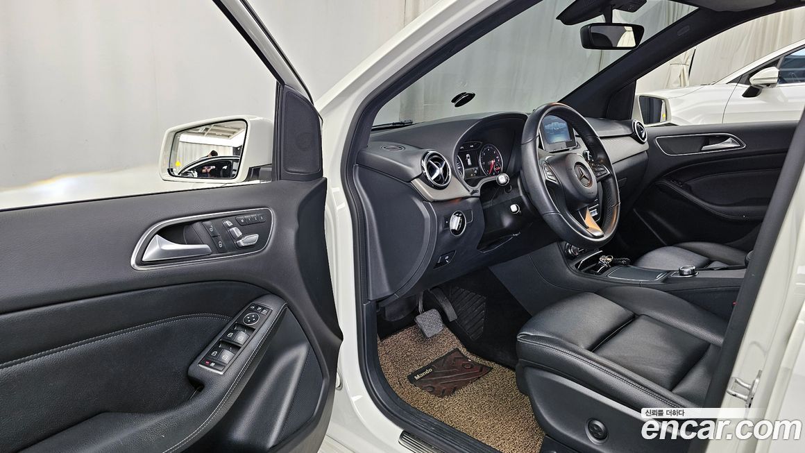 Mercedes-Benz B-Class 2017