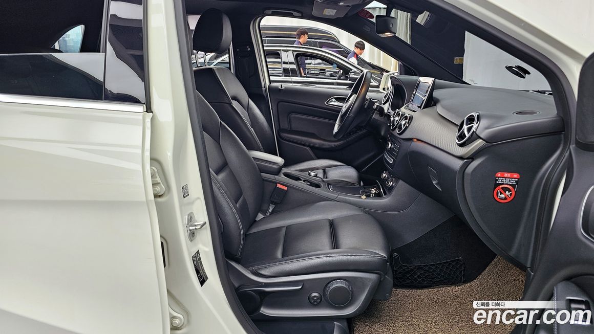 Mercedes-Benz B-Class 2017