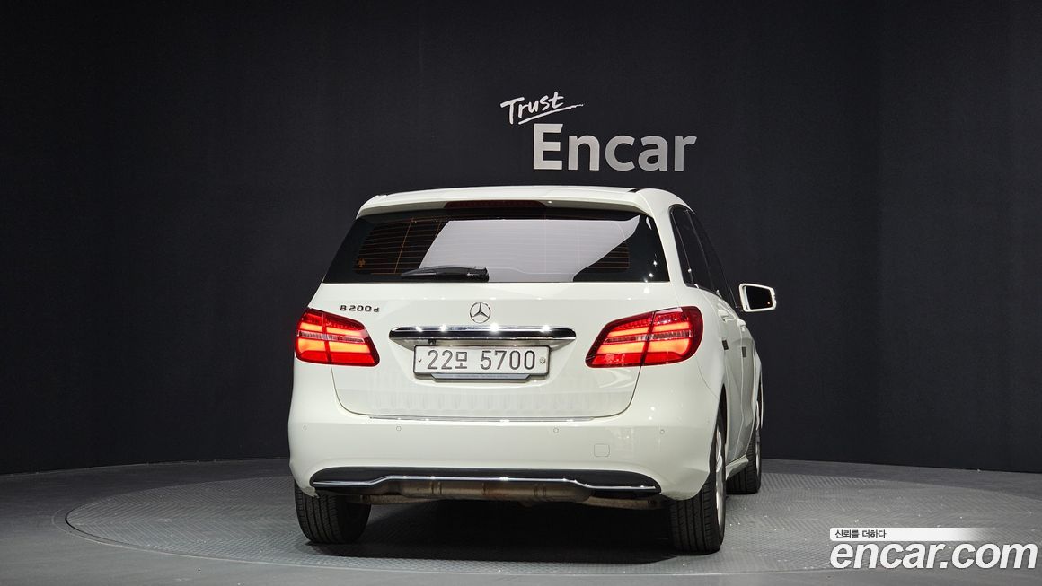 Mercedes-Benz B-Class 2017