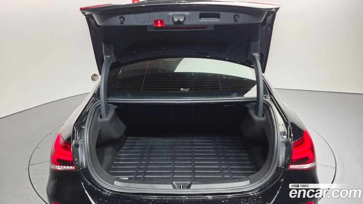 Mercedes-Benz A-Class 2021