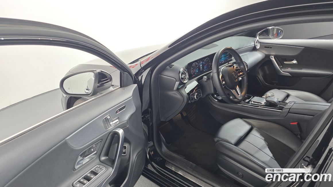 Mercedes-Benz A-Class 2021