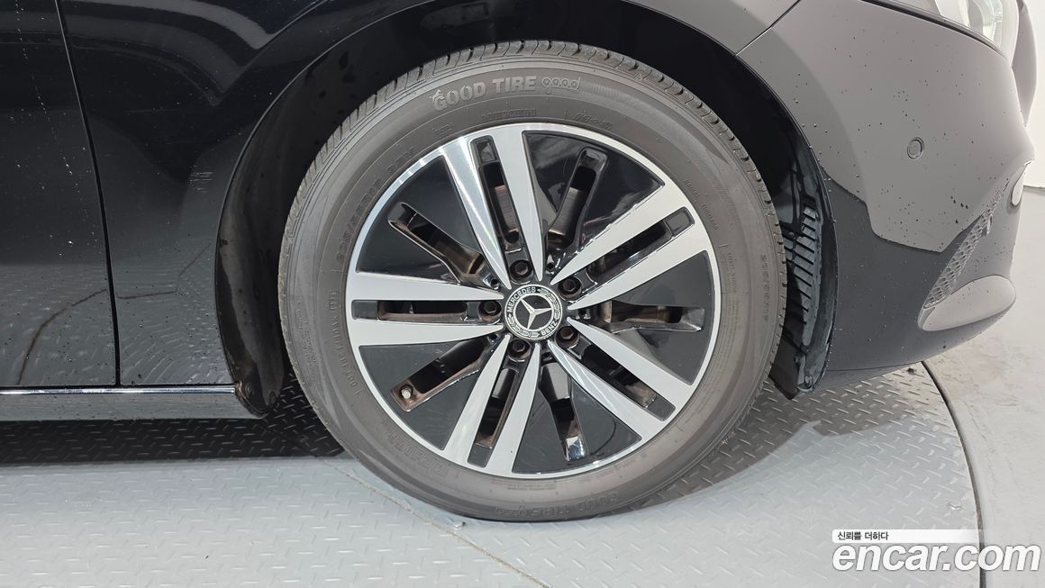 Mercedes-Benz A-Class 2021