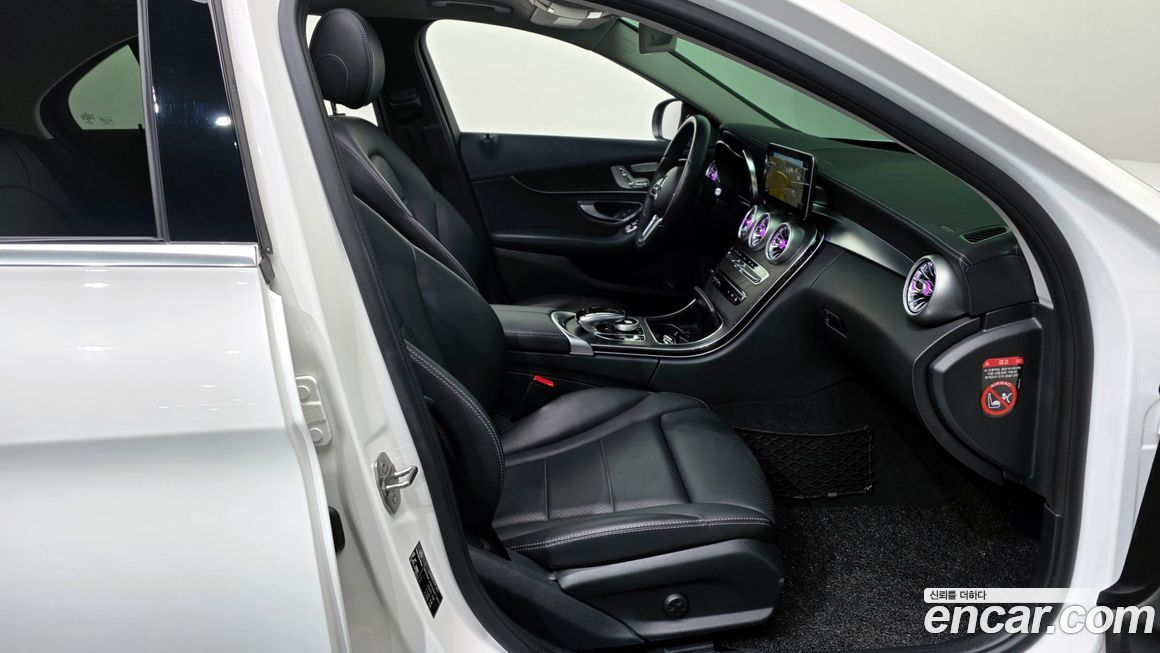 Mercedes-Benz C-Class 2019