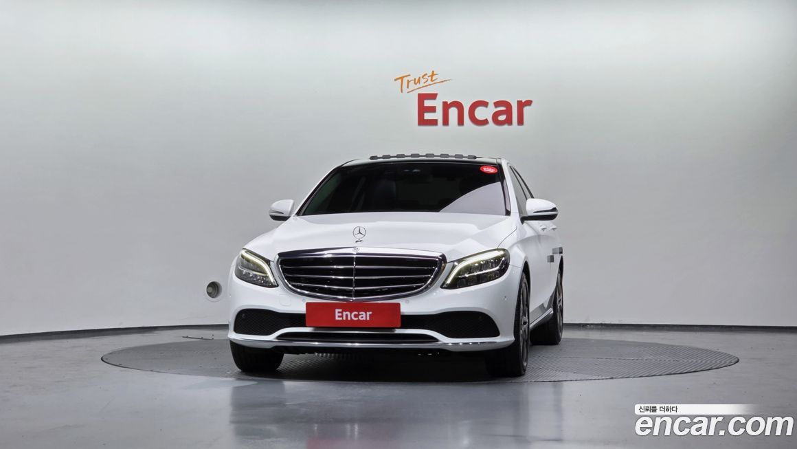 Mercedes-Benz C-Class 2019