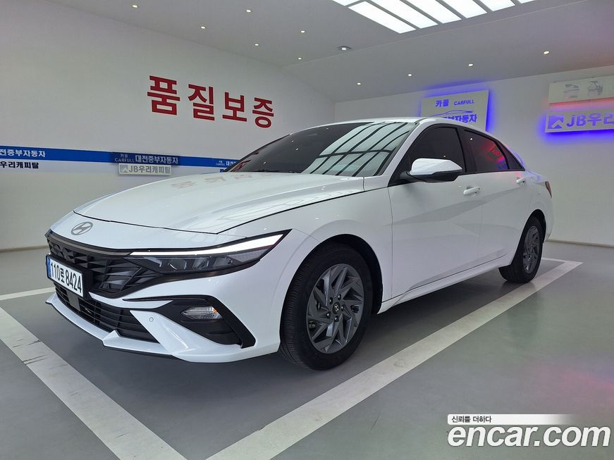 Hyundai AVANTE 2024