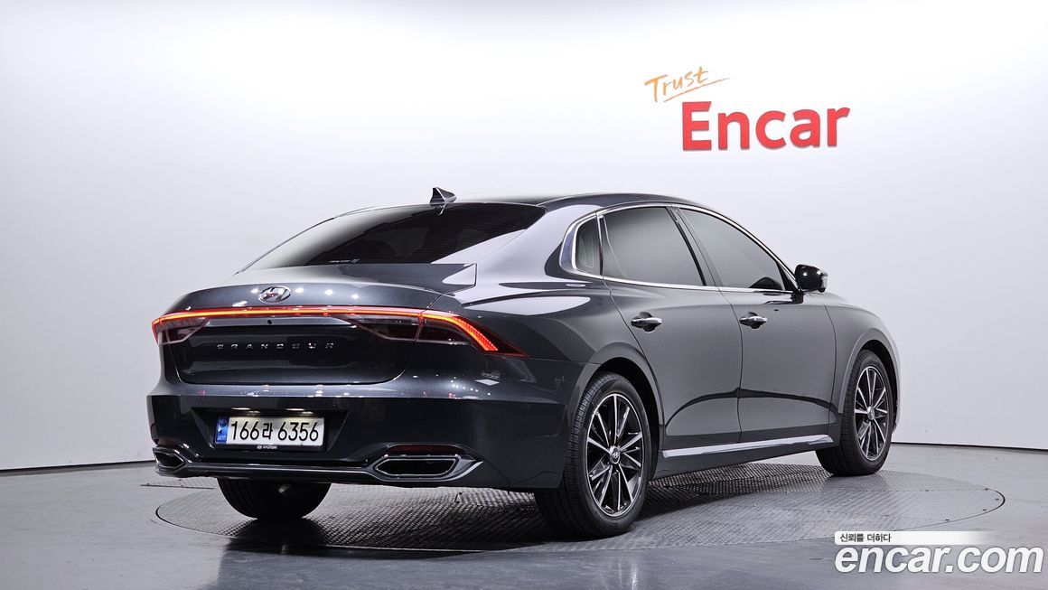 Hyundai Grandeur 2021